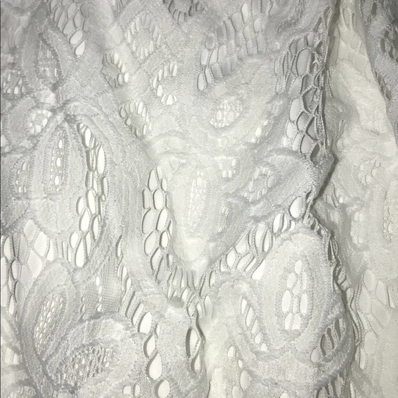 White cropped lace off the shoulder top - Picture 3 of 5